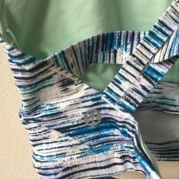 Lululemon Pure Practice Bra Blurry Belle Multi - Picture 13 of 14